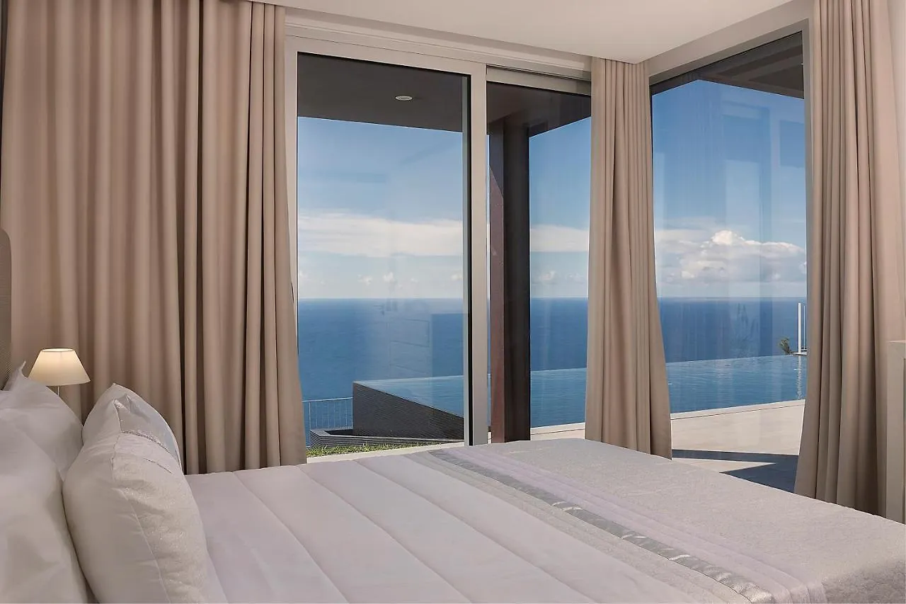 Spectacular Calheta Villa Villa Cliffscape 3 Bedrooms Panoramic Sea Views Well-Furnished In Estreito Da Calheta