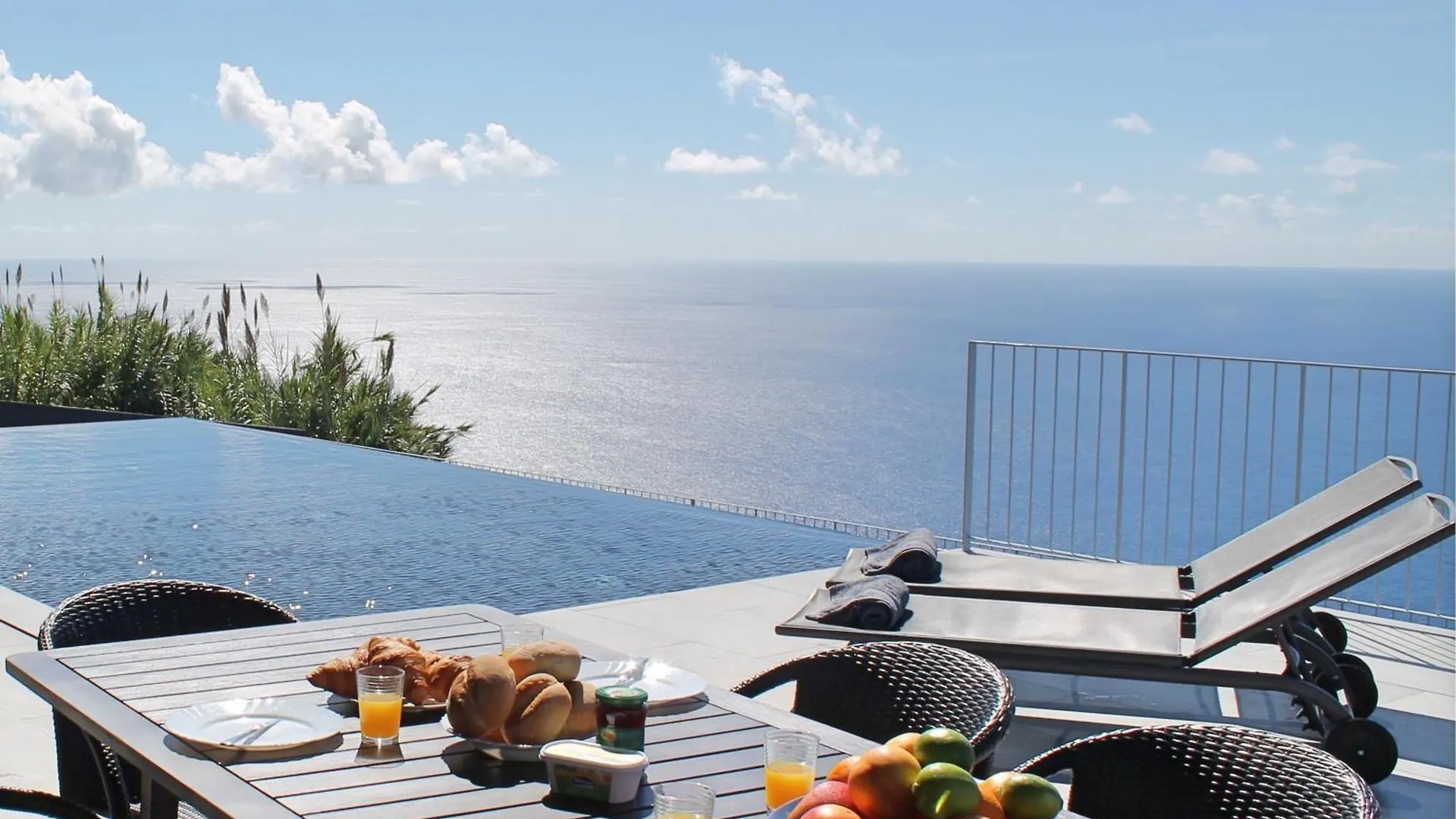 Cliffscape Madeira Villas contacts