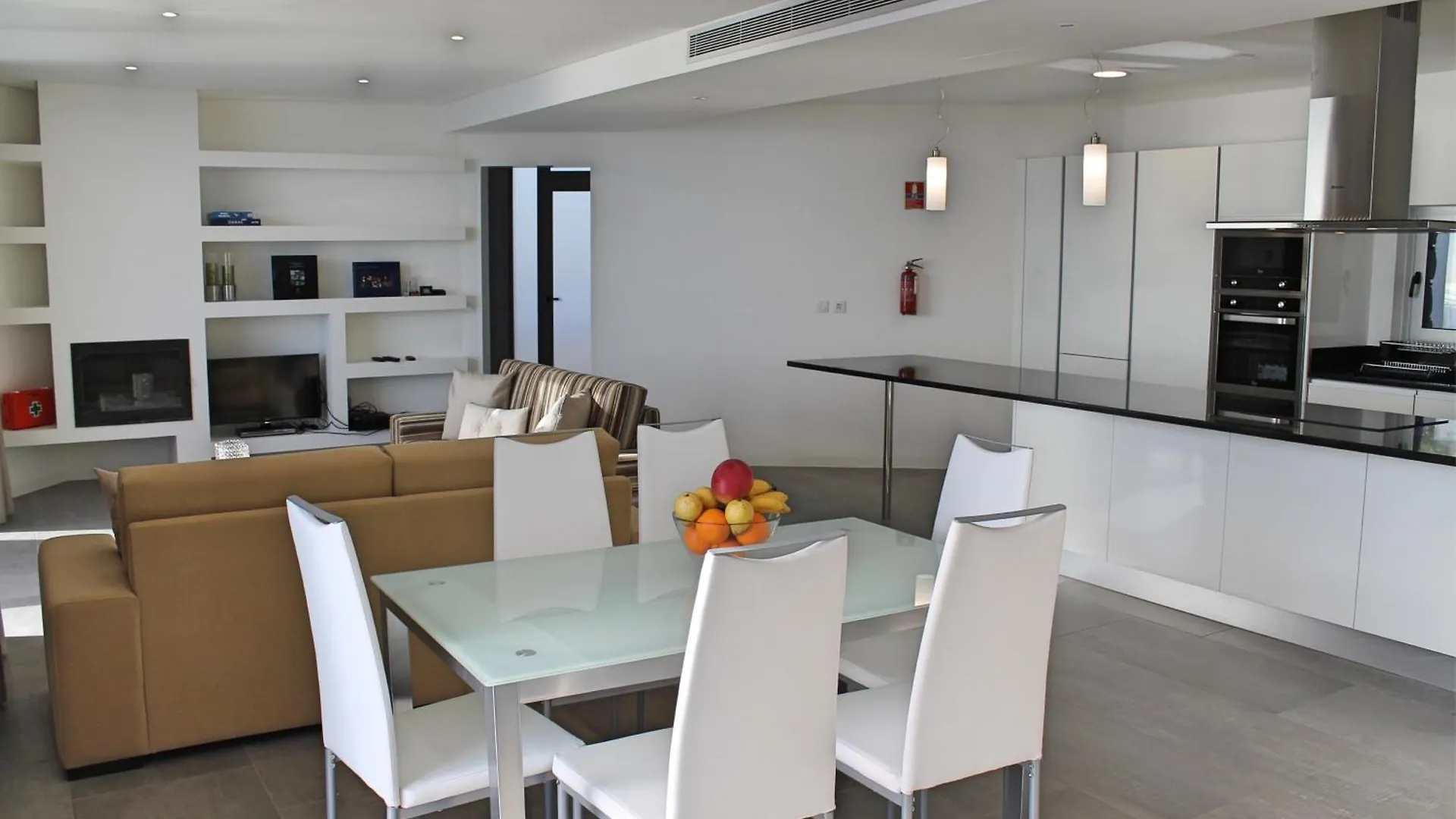 Spectacular Calheta Villa Villa Cliffscape 3 Bedrooms Panoramic Sea Views Well-Furnished In Estreito Da Calheta Portugal