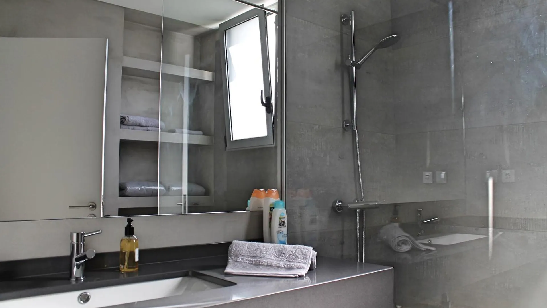 Spectacular Calheta Villa Villa Cliffscape 3 Bedrooms Panoramic Sea Views Well-Furnished In Estreito Da Calheta