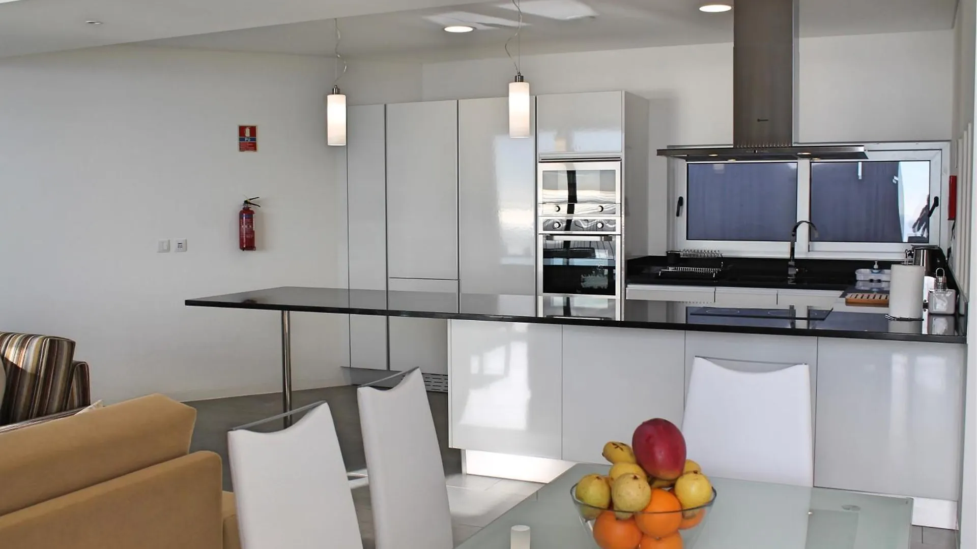 Spectacular Calheta Villa Villa Cliffscape 3 Bedrooms Panoramic Sea Views Well-Furnished In Estreito Da Calheta