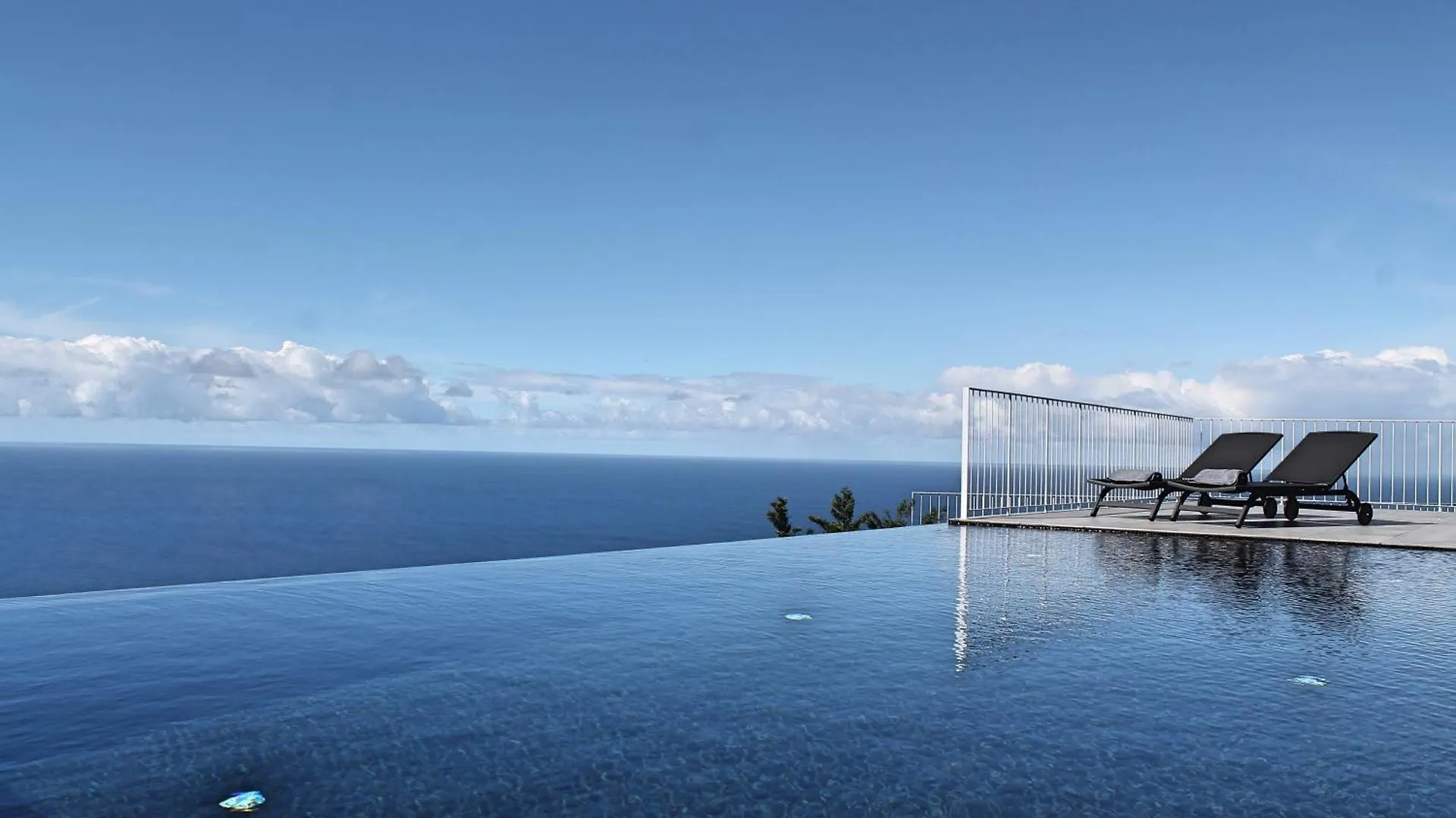 Cliffscape Madeira Villas Portugal