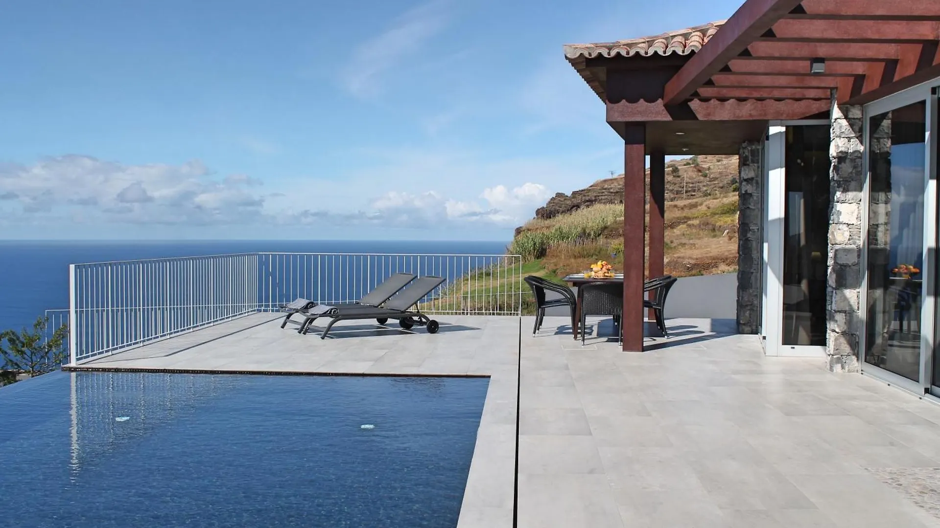 Cliffscape Madeira Villas Portugal