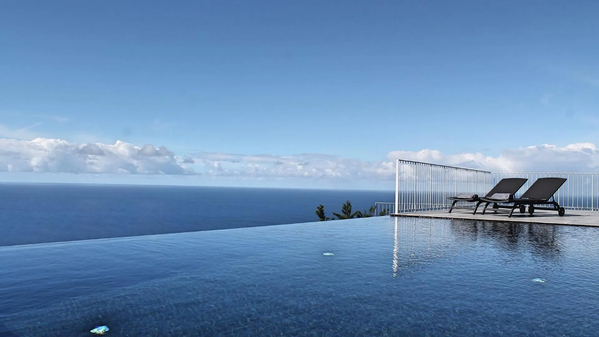Spectacular Calheta Villa Villa Cliffscape 3 Bedrooms Panoramic Sea Views Well-Furnished In Estreito Da Calheta 0*,