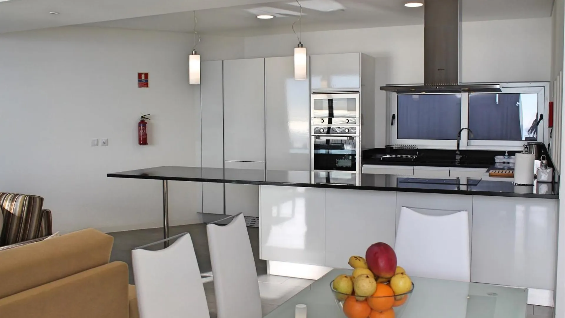 Spectacular Calheta Villa Villa Cliffscape 3 Bedrooms Panoramic Sea Views Well-Furnished In Estreito Da Calheta Portugalia
